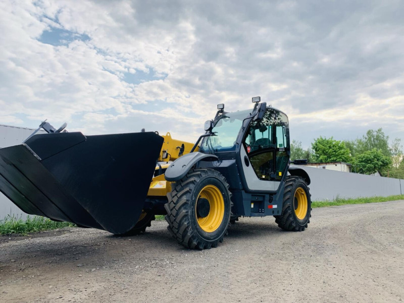 Телескопический погрузчик XCMG XC6-3007V - фото 4