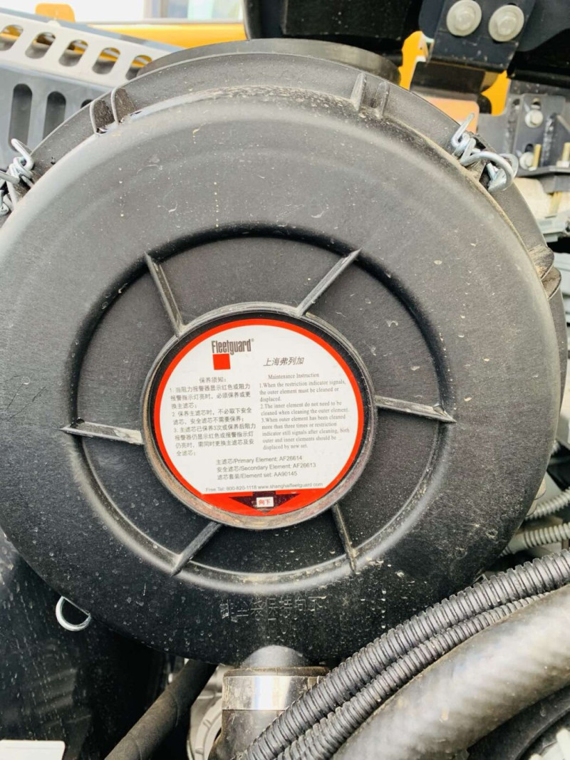 Телескопический погрузчик XCMG XC6-3007V - фото 1