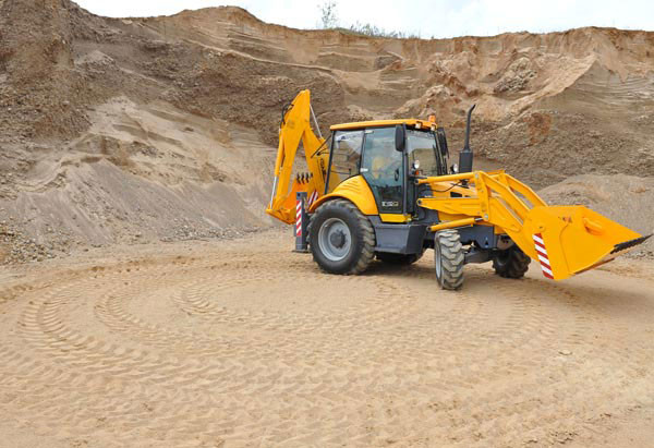 Экскаватор-погрузчик Дорэлектромаш ДЭМ 310 - фото 2