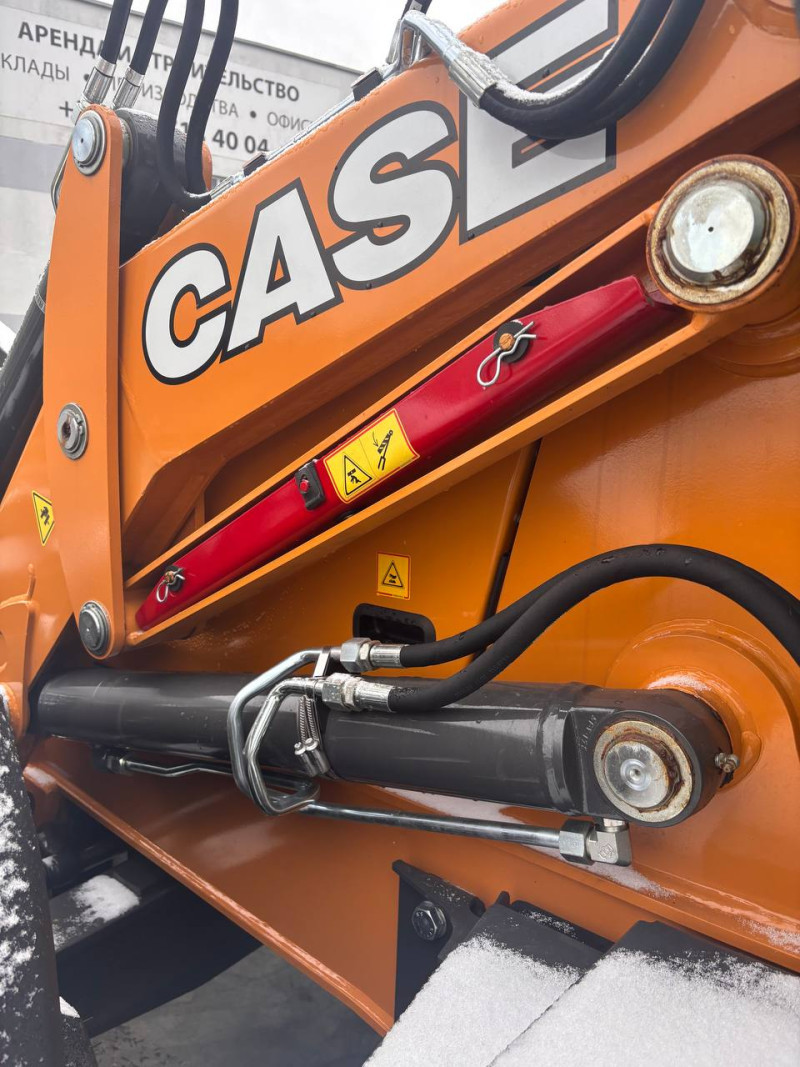 Экскаватор-погрузчик Case 695SV - фото 11