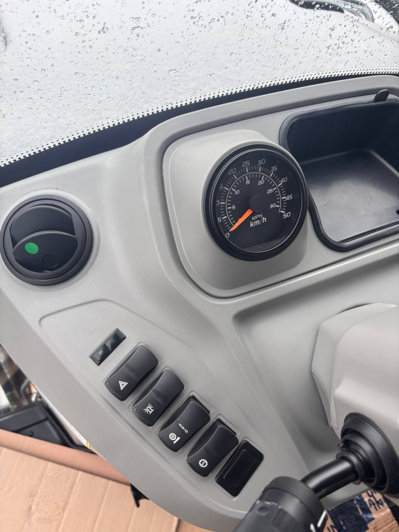 Экскаватор-погрузчик Case 695SV - фото 14