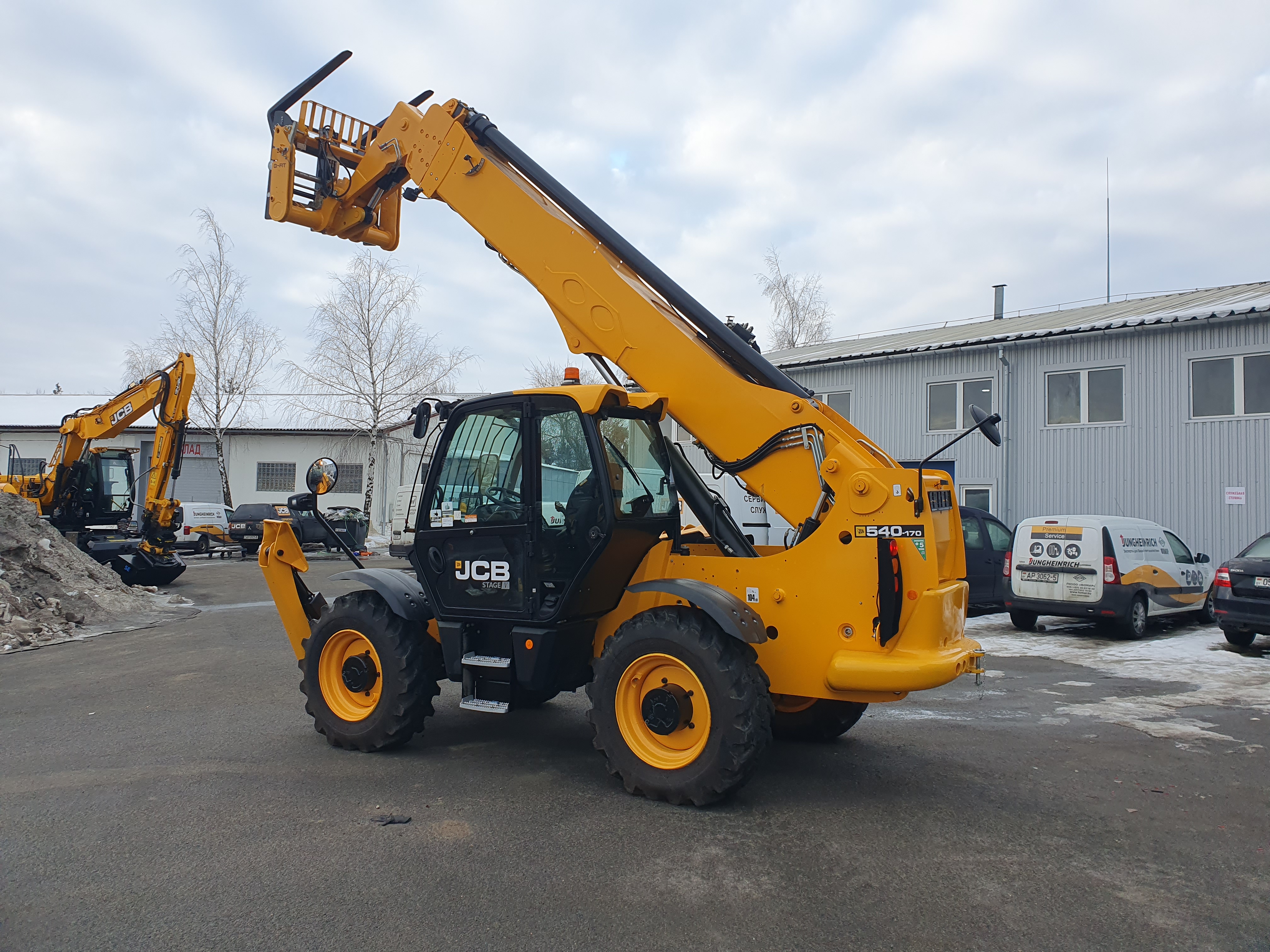 Телескопический погрузчик JCB 540-170 - фото 4