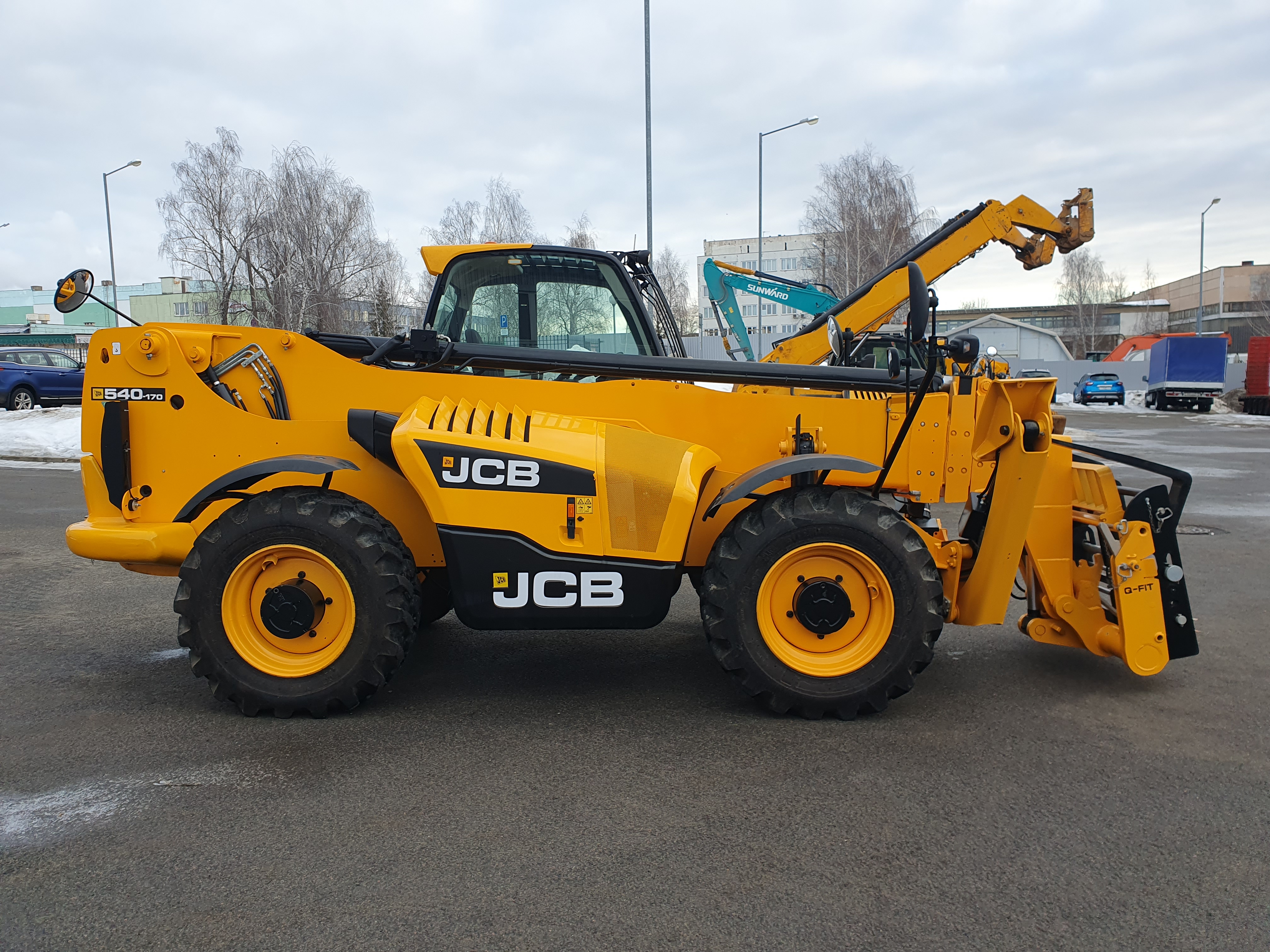 Телескопический погрузчик JCB 540-170 - фото 8