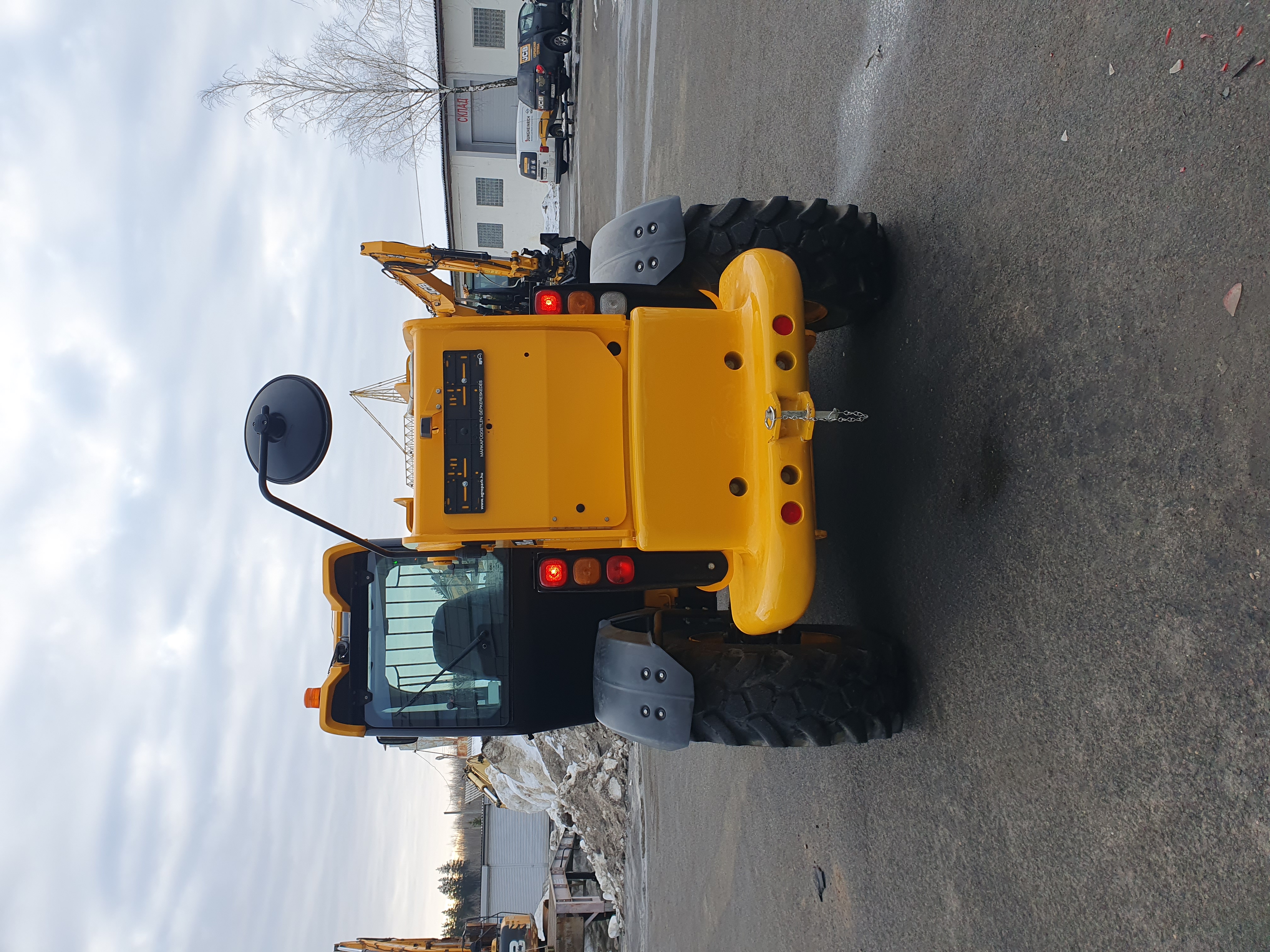 Телескопический погрузчик JCB 540-170 - фото 11