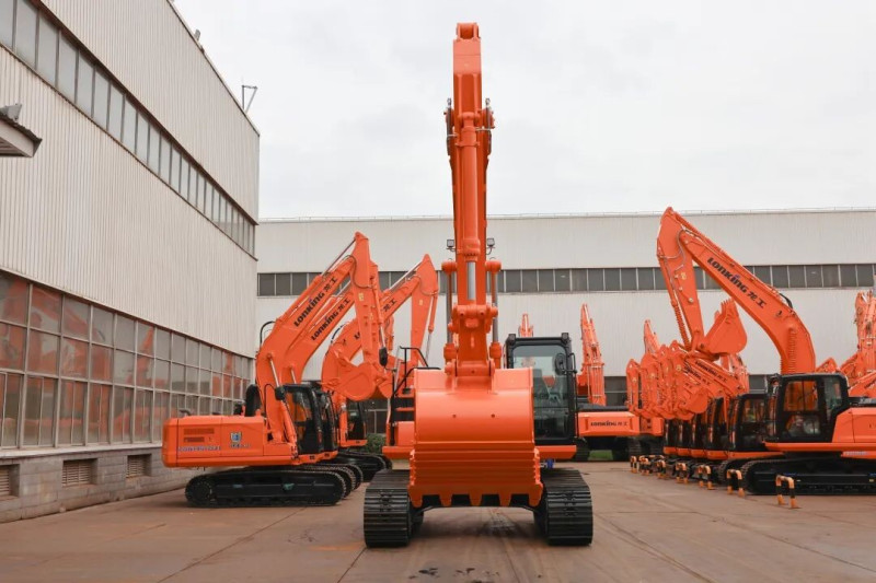 Гусеничный экскаватор Lonking CDM 6245 E - фото 1