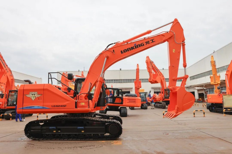 Гусеничный экскаватор Lonking CDM 6245 E - фото 4