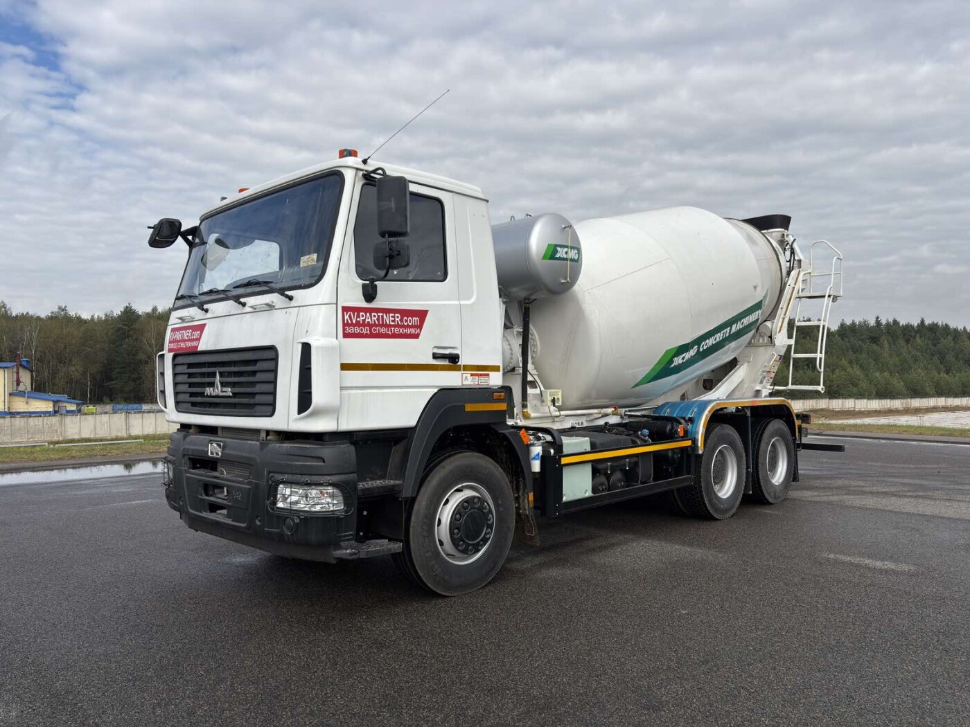 Автобетоносмеситель XCMG XS310V - фото 5