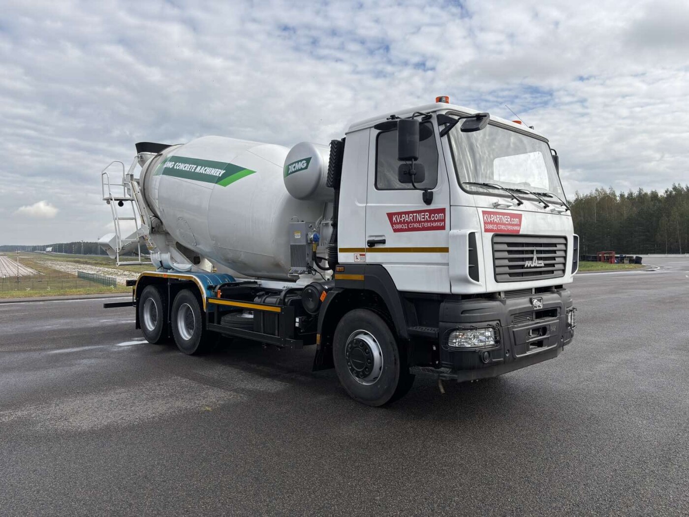 Автобетоносмеситель XCMG XS310V - фото 3