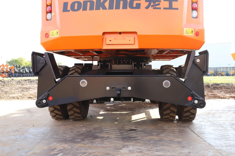 Колесный экскаватор Lonking CDM 6150 W - фото 6