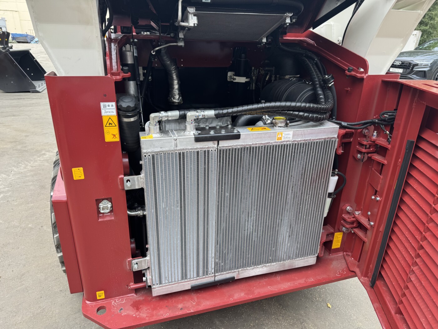 Мини-погрузчик Lonking CDM 312 - фото 10