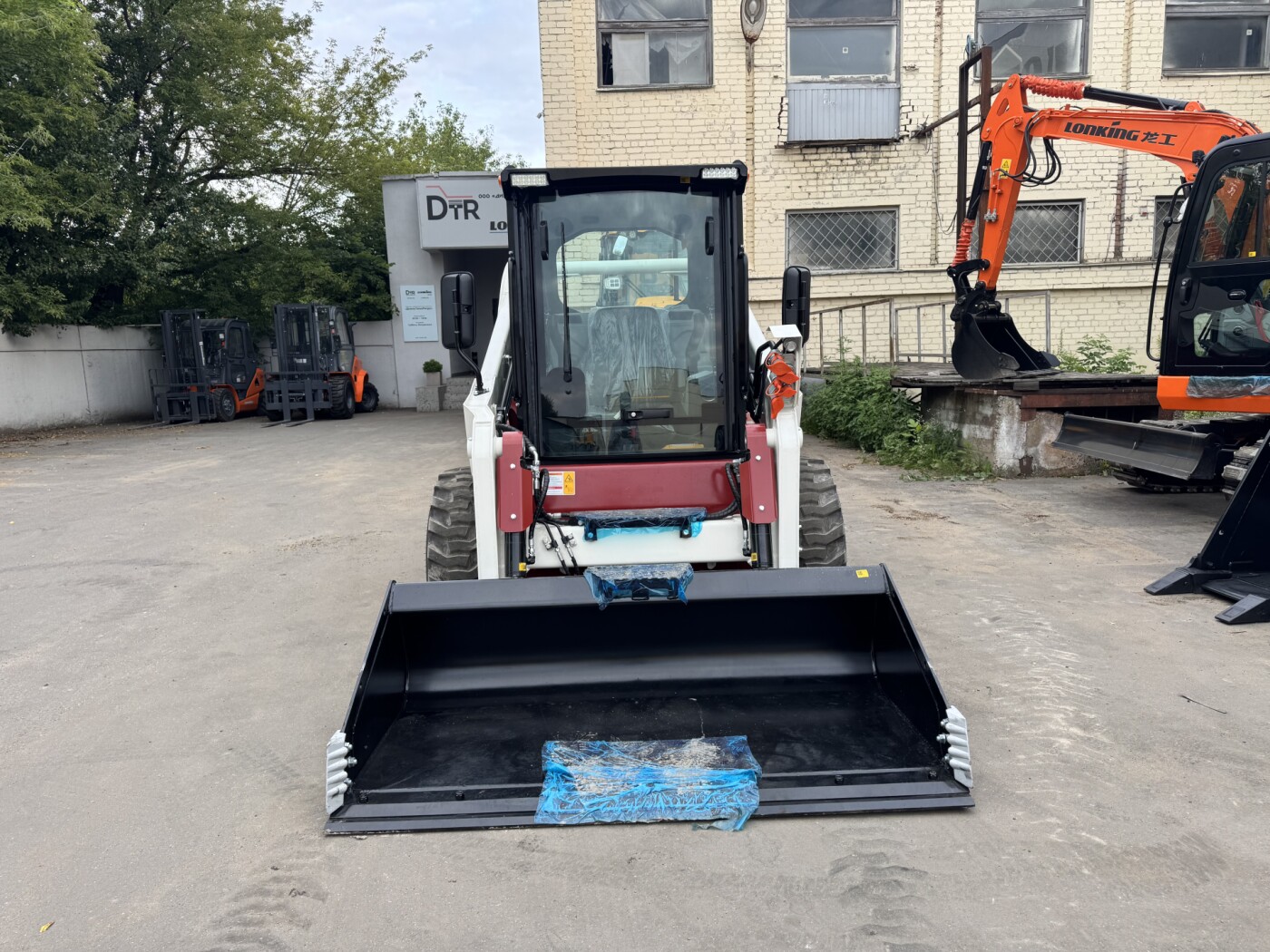 Мини-погрузчик Lonking CDM 312