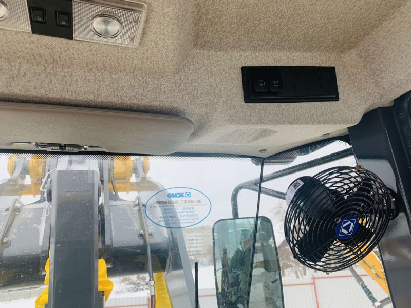 Фронтальный погрузчик XCMG ZL50GN - фото 9