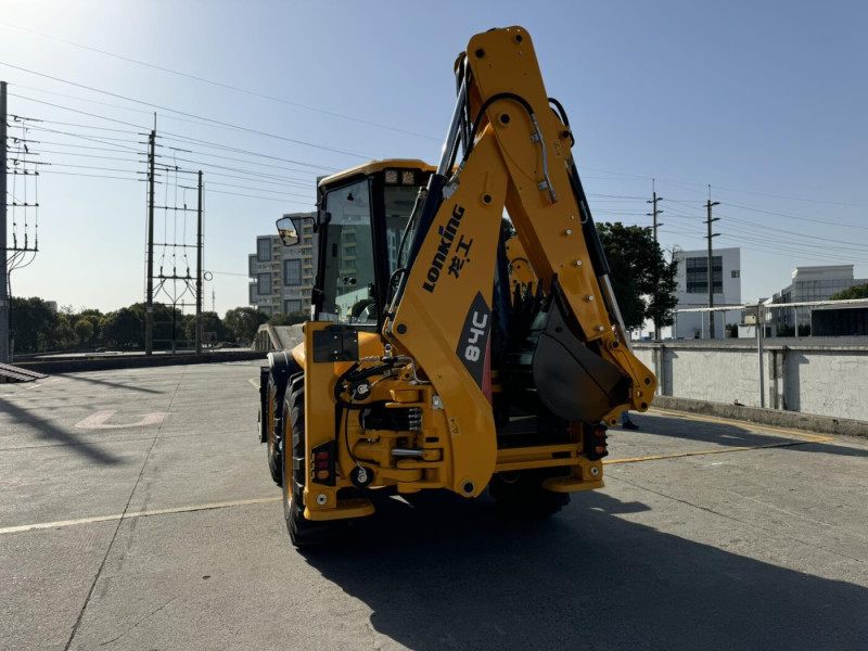Экскаватор-погрузчик Lonking 84C - фото 3
