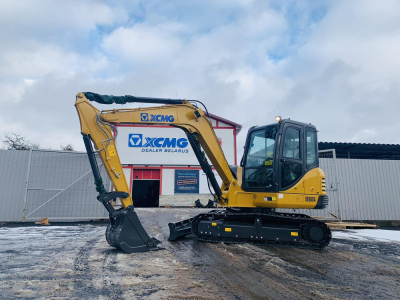 Мини-экскаватор XCMG XE60DA - фото 11