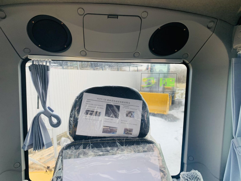 Мини-экскаватор XCMG XE60DA - фото 12