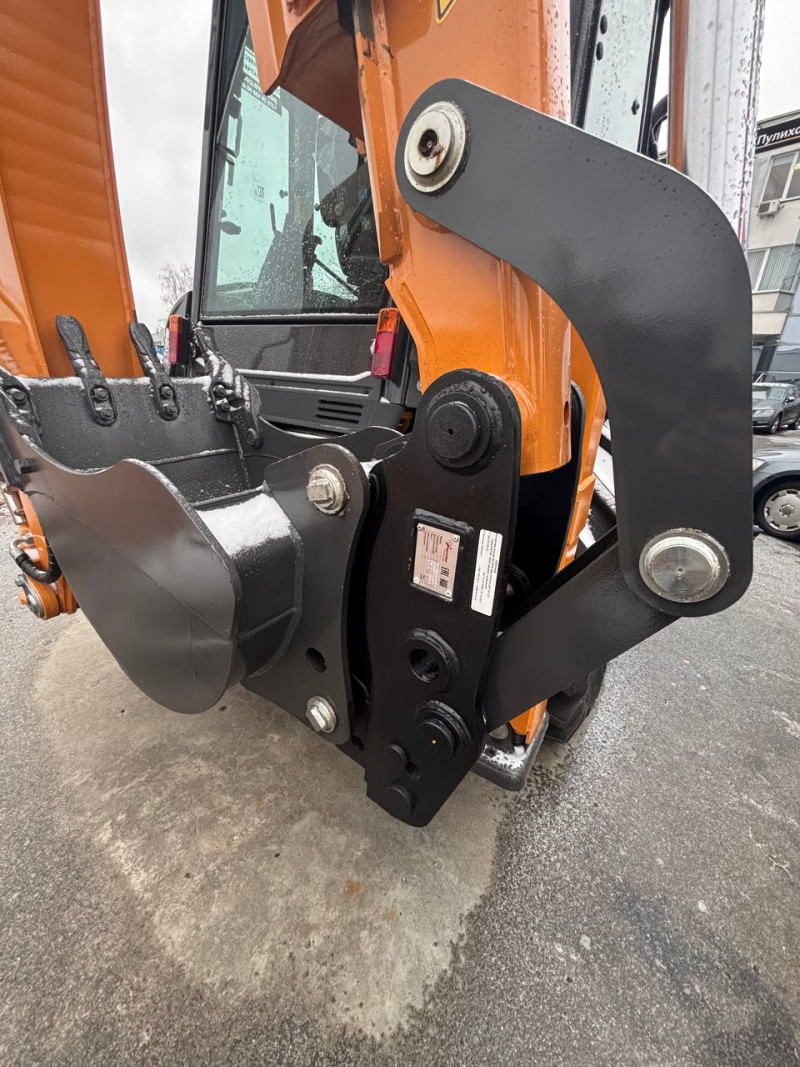 Экскаватор-погрузчик Case 695SV - фото 6