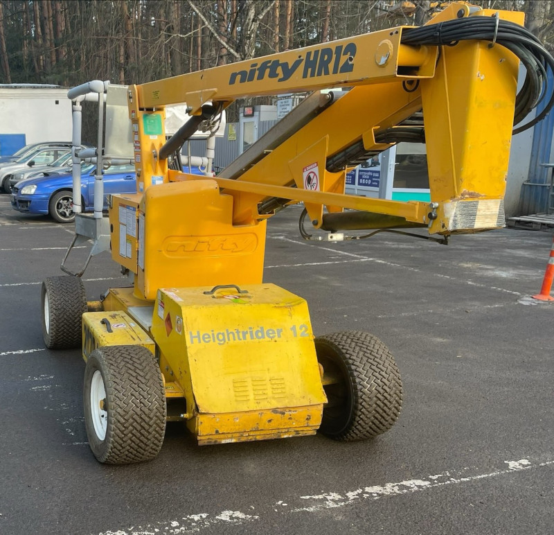 Коленчатый подъемник Niftylift HR12 - фото 3