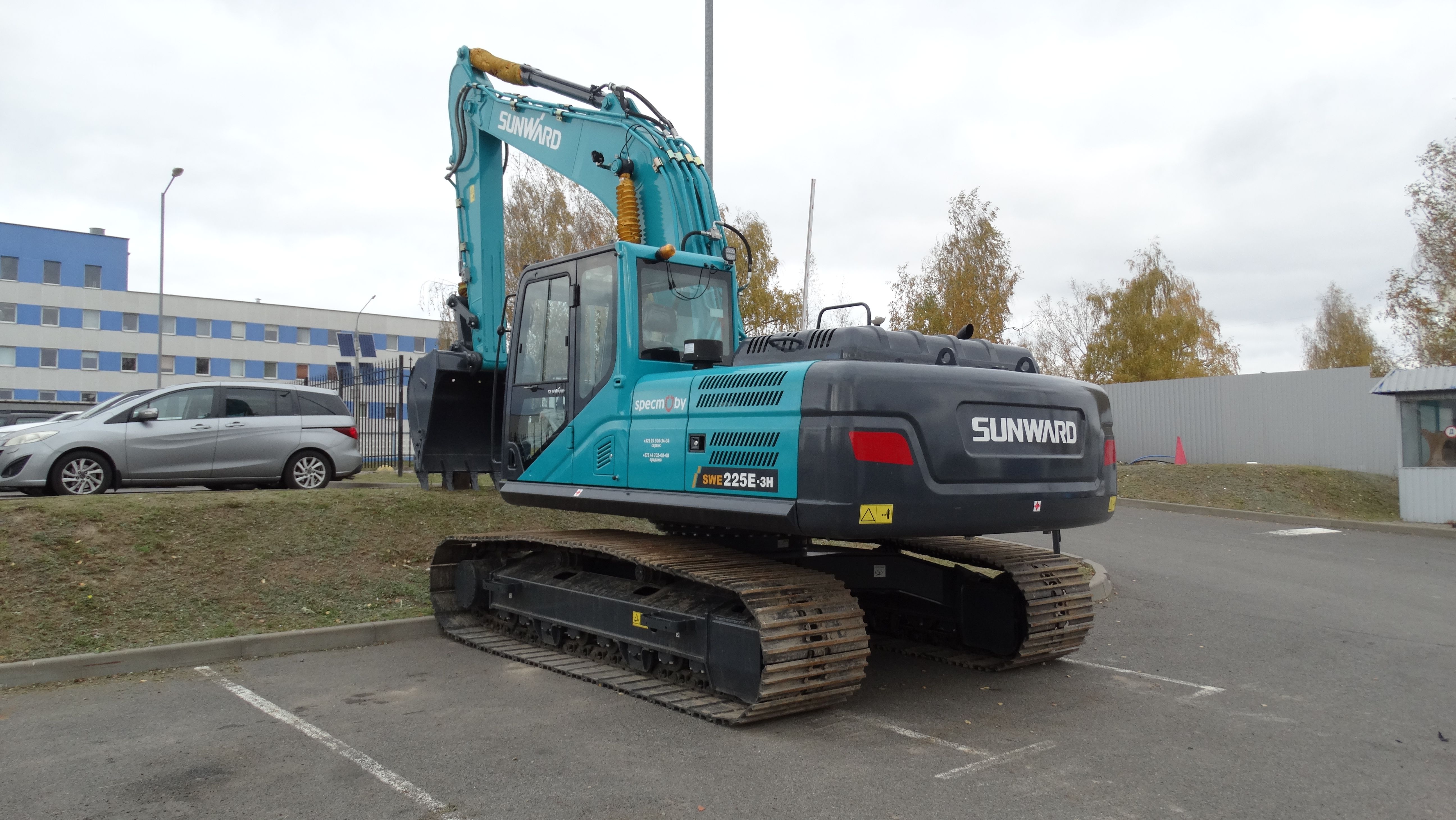 Гусеничный экскаватор Sunward SWE225E-3H - фото 2