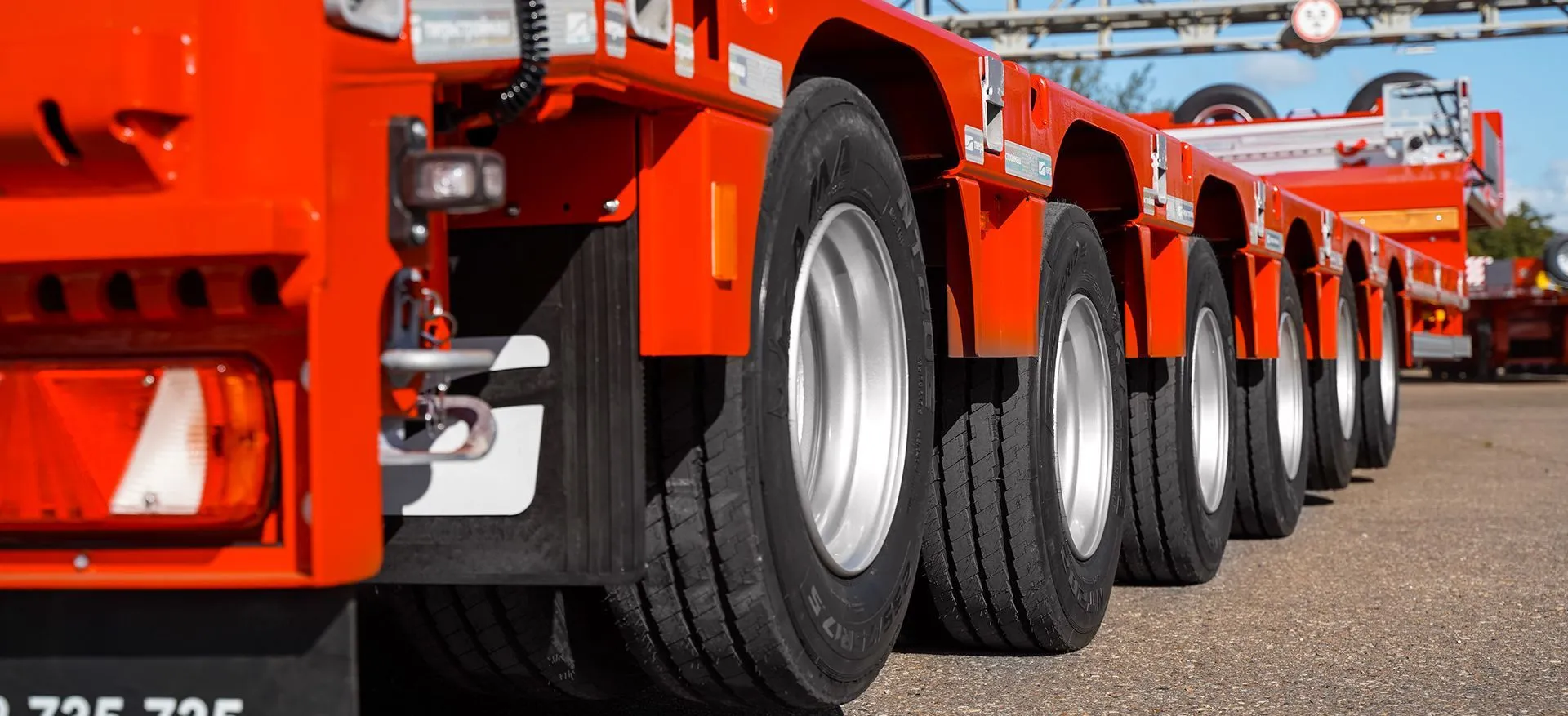 Раздвижной полуприцеп Тверьстроймаш 99396-AL77 - фото 5