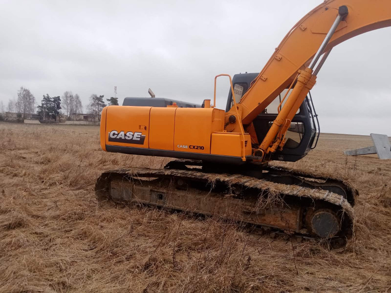 Гусеничный экскаватор Case СX 210