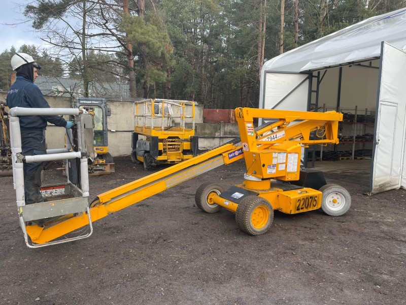 Коленчатый подъемник Niftylift HR12 - фото 4