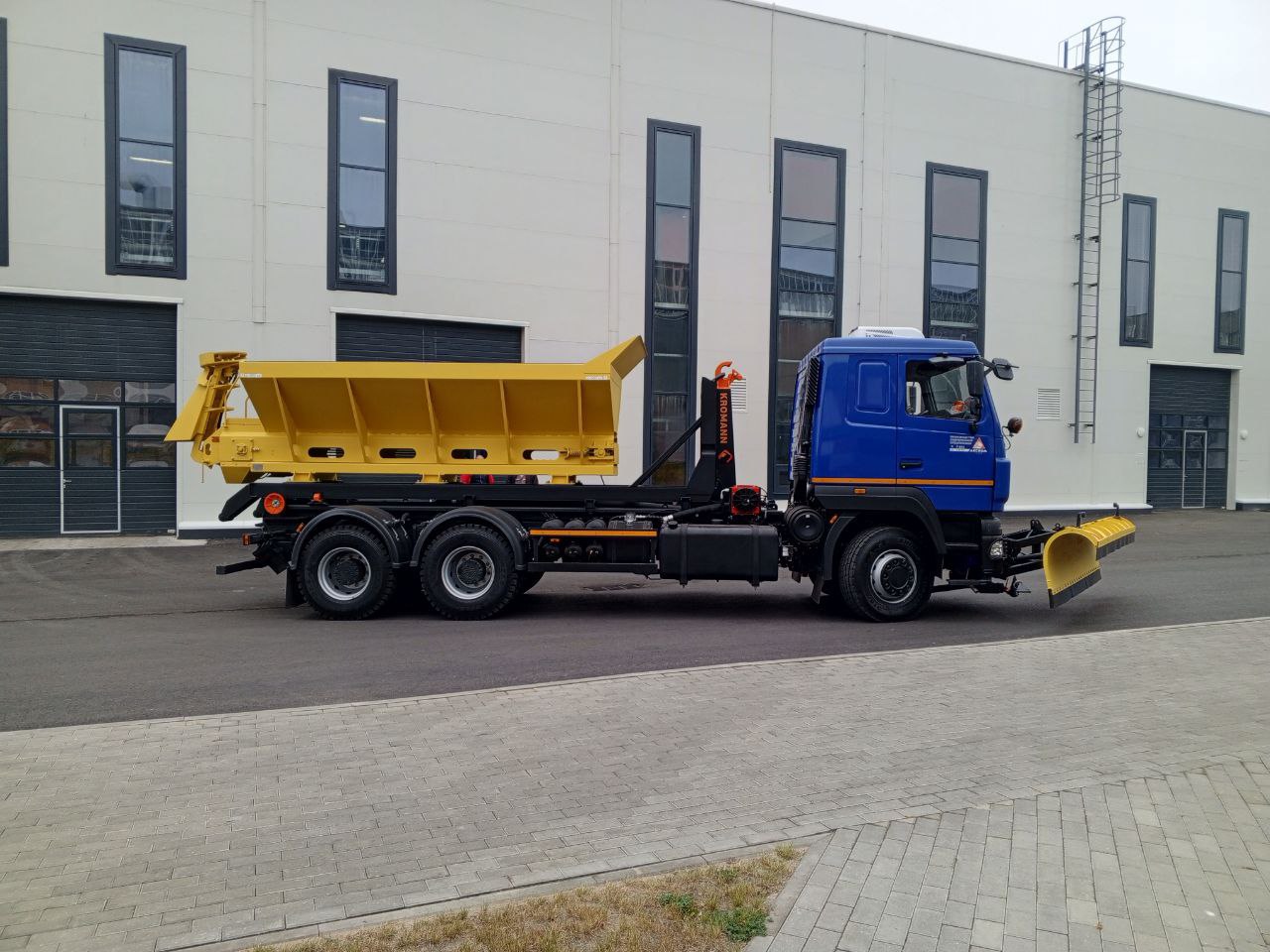 Комбинированная дорожная машина AG6HNS - фото 2