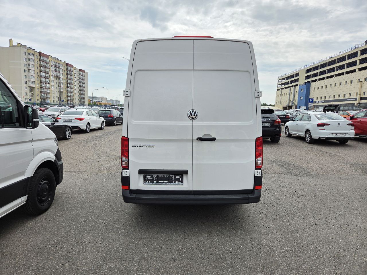 Микроавтобус Volkswagen Crafter - фото 5