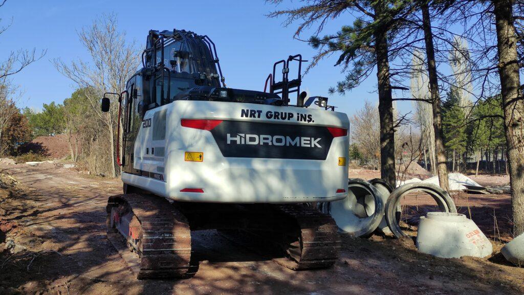 Гусеничный экскаватор Hidromek HMK 200C - фото 3