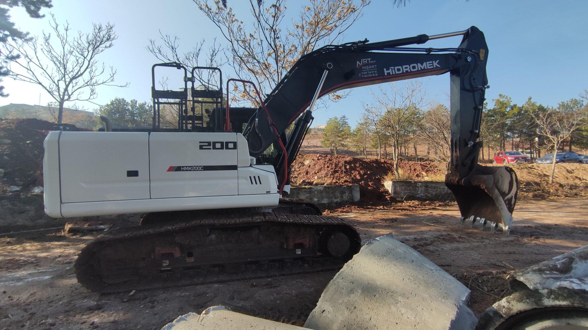 Гусеничный экскаватор Hidromek HMK 200C - фото 4