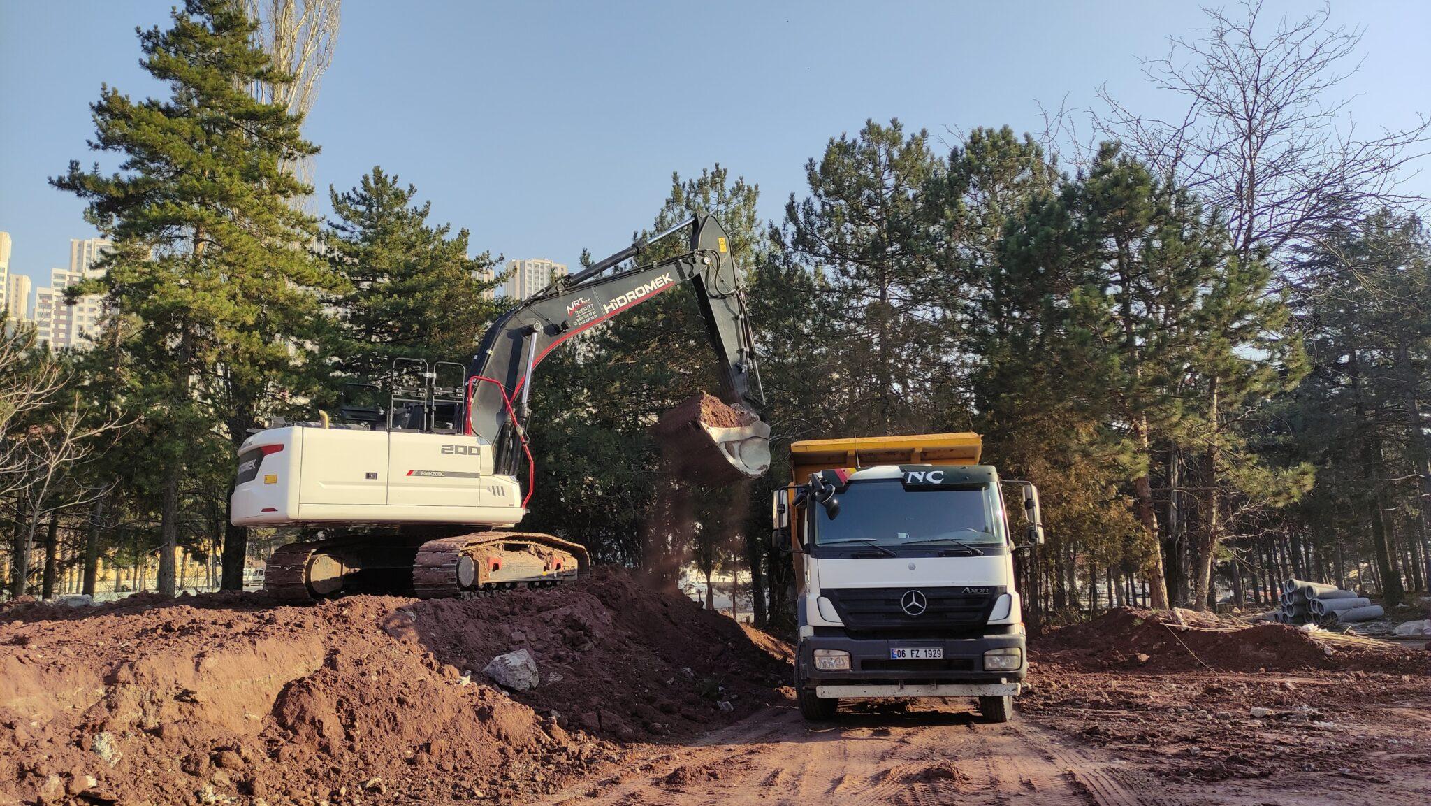 Гусеничный экскаватор Hidromek HMK 200C - фото 5